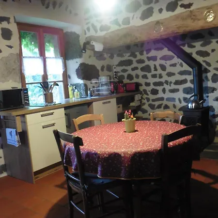 La Loge De Vendégház Sanssac-l'Eglise